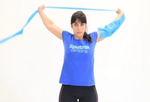 Bandas de resistencia para mejorar la movilidad de hombros