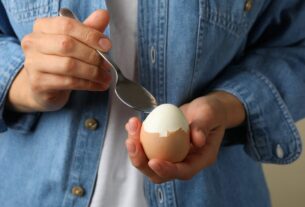 Beneficios de la proteína de tres huevos enteros.