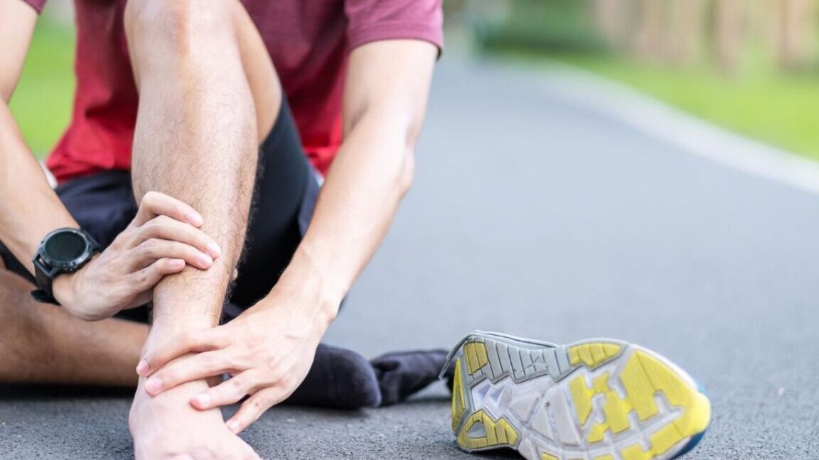 Entrenando con lesión en el pie: Consejos para mantenerse activo y seguro