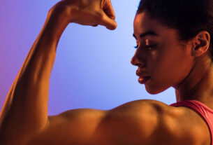 Los mejores ejercicios para la parte inferior del bíceps.