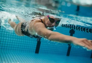 Rutinas de natación para nadadores de larga distancia