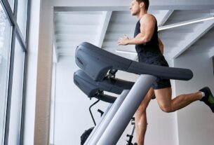 Stairmaster vs. cinta de correr: ¿Qué quema más calorías?